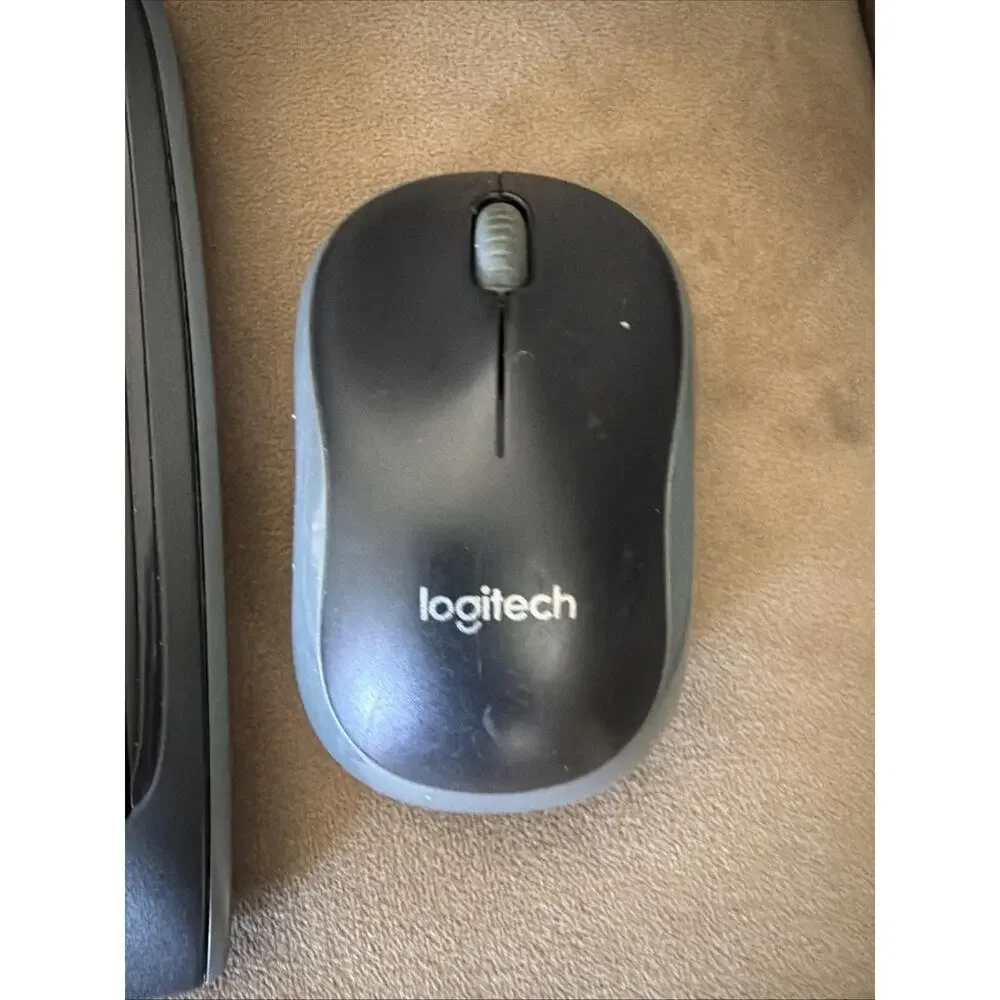 Logitech Keyboard 820-008582 and Mouse 810-005232 Bundle, Not Tested
